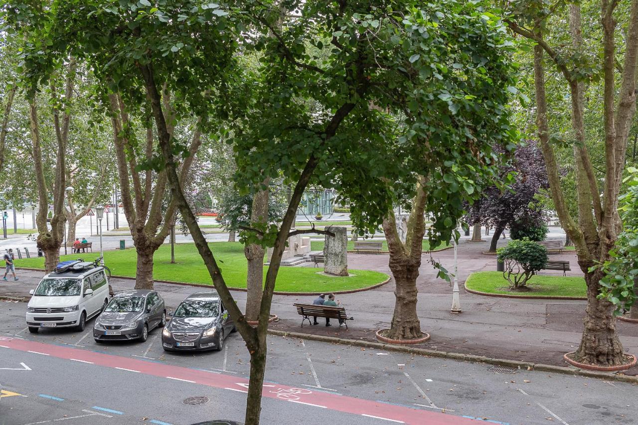 Park view beautiful apartment Bilbao Extérieur photo