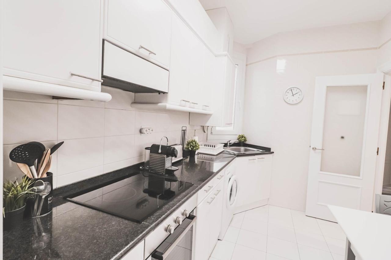 Park view beautiful apartment Bilbao Extérieur photo